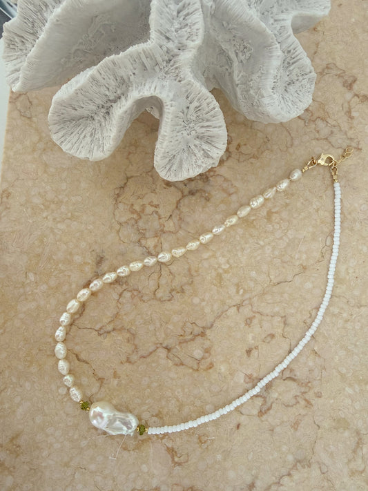 Lou Lou Pearl Necklace